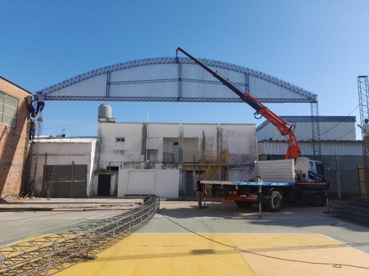 El Senador Oscar Dolzani celebró el gran avance de obras en Huracán 