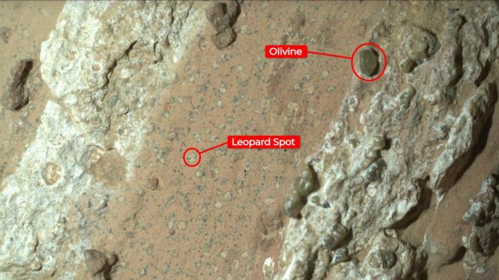 La NASA y un impactante hallazgo: descubrió posibles indicios de vida en Marte