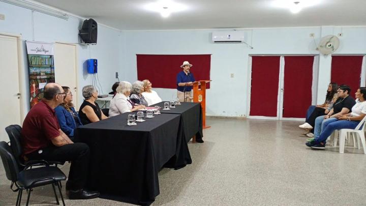 Presentación del libro “Relatos Verdaderos y No Tanto” en homenaje a Julio Migno
