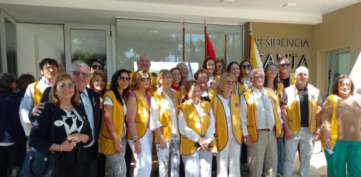 Club de leones de San Javier participa en inauguración de ampliación de residencia para adultos en Gobernador Crespo