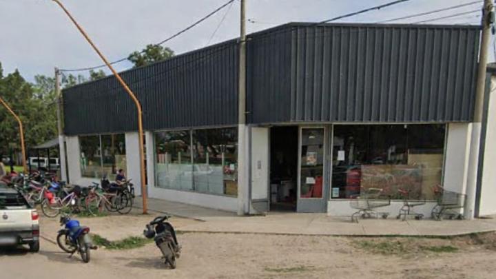 No robaron por hambre: se llevaron bebidas alcohólicas y fiambre de un negocio en San Javier