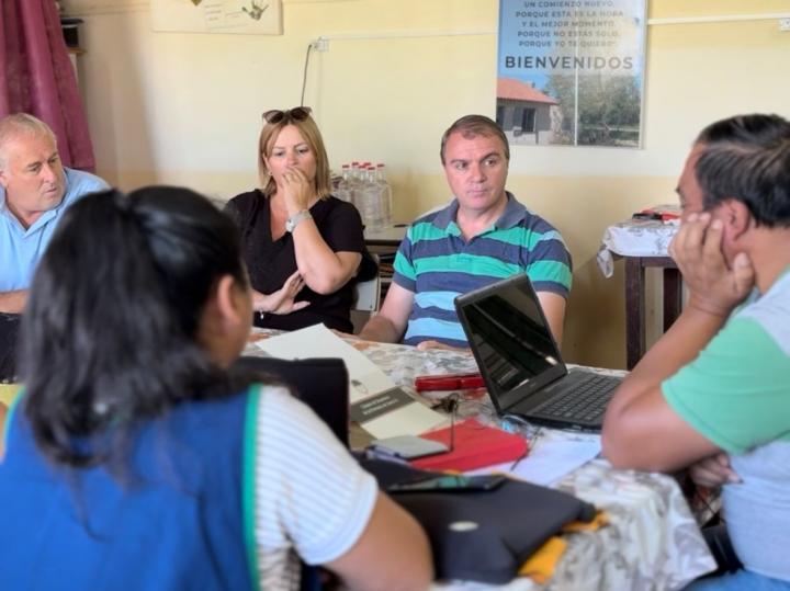 Baumgartner entregó un FANI por $19 millones a la Escuela Juan XXIII de Colonia San Joaquín