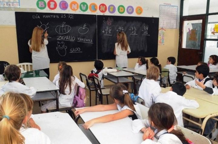 Descontarán el día a los docentes que adhieran al paro del lunes