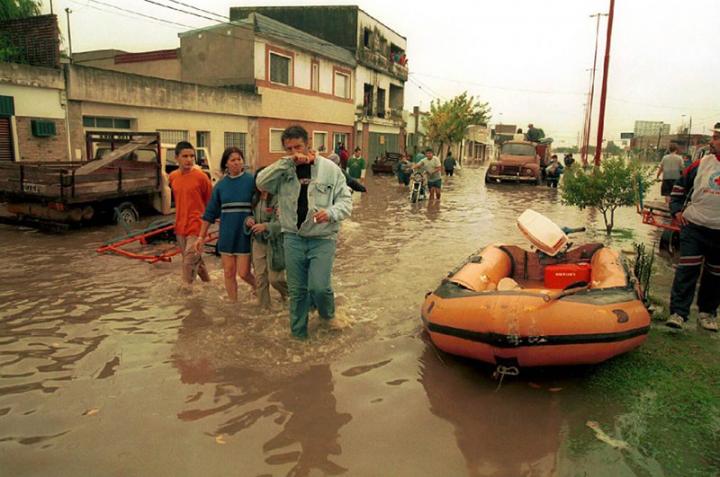 A 23 años de la inundación de 2003, Santa Fe vuelve a mirar al agua y a su memoria