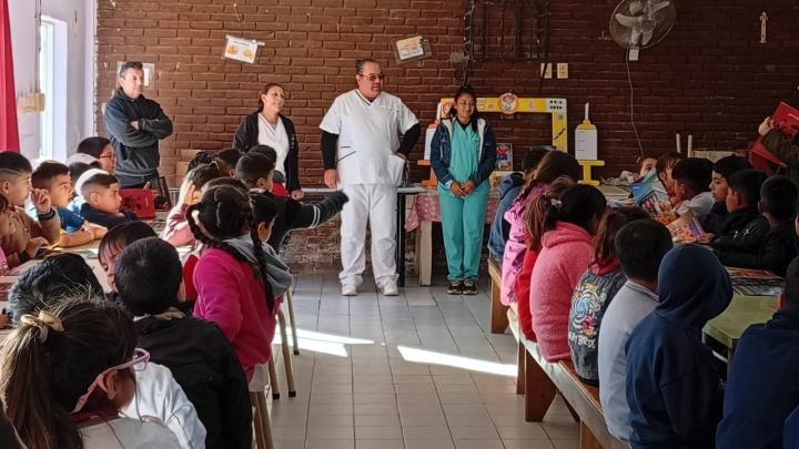 Jornada de vacunación y concientización en la Escuela 