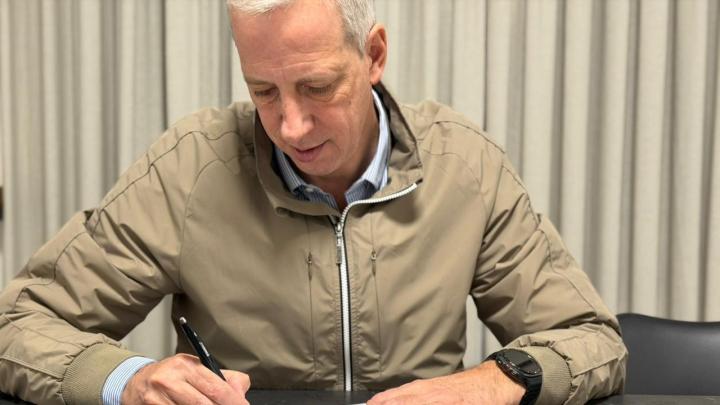 Scarpin solicitó sumar a empleados municipales al plan provincial de alivio económico