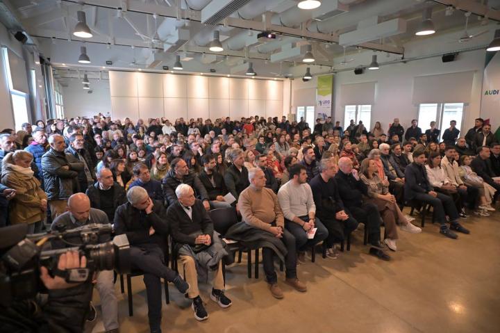 Multitudinario homenaje a Miguel Lifschitz en el polo tecnológico de Rosario
