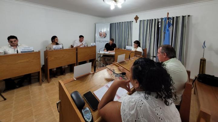 El Concejo Municipal trató 26 iniciativas: ocho fueron aprobadas y dieciocho pasaron a comisión