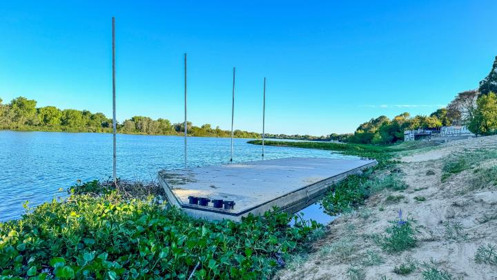 Cayastá avanza con la instalación de una estación flotante en la Costanera Mario Lartiga