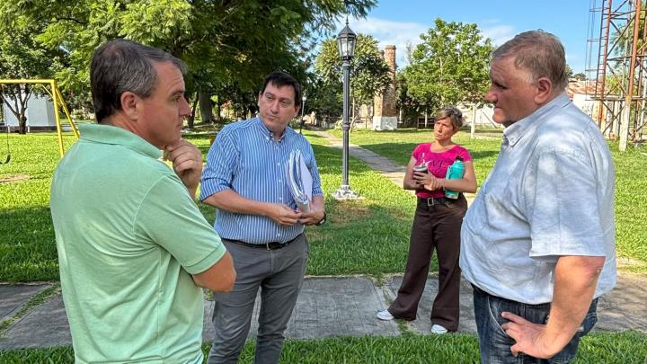 Provincia proyecta obras para garantizar el acceso al agua potable en barrios de Mascias y Saladero