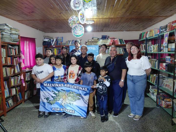 Excombatientes de Malvinas compartieron su experiencia con alumnos en Los Zapallos