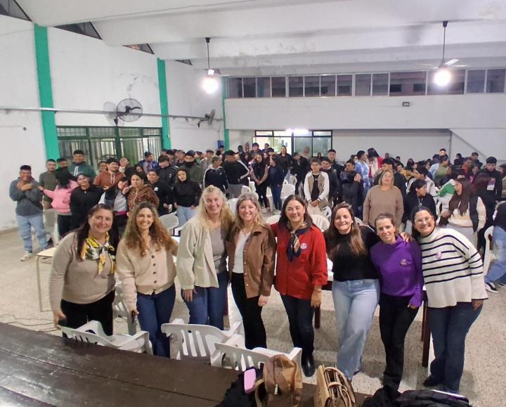 San Javier: Charla sobre Salud Mental y Consumos Problemáticos