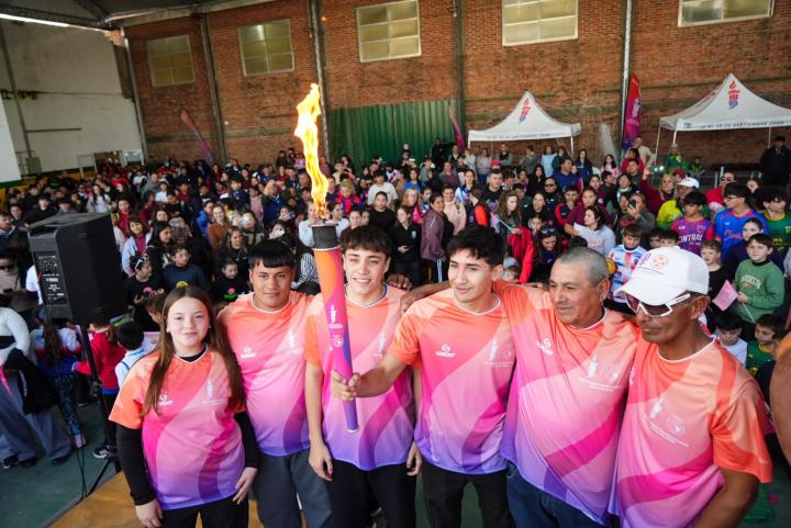 La Antorcha Suramericana pasó por Helvecia y San Javier