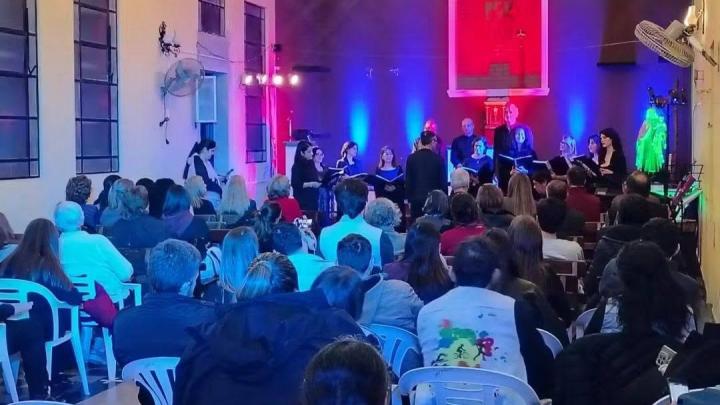 Helvecia abrió la 12ª edición del Festival de Coros En-cantos de la Costa