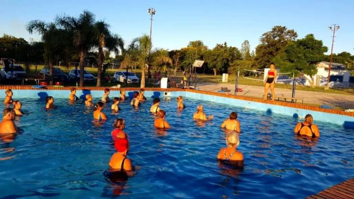 Cayastá: Taller acuático recreativo para adultos 