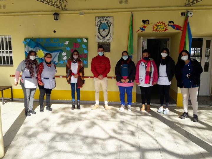 Alejandra: Dolzani continúa el acompañamiento a escuelas del distrito 