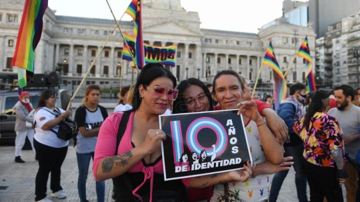 Se celebró en las calles el décimo aniversario de la Ley de Identidad de Género
