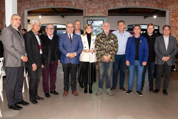 El Senador Baucero participó en Santa Fe de un homenaje a los Veteranos y Caídos en Malvinas