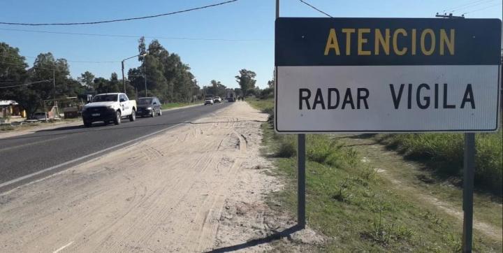 Rincón: el nuevo radar de la ruta 1 registró 13 mil multas en siete meses