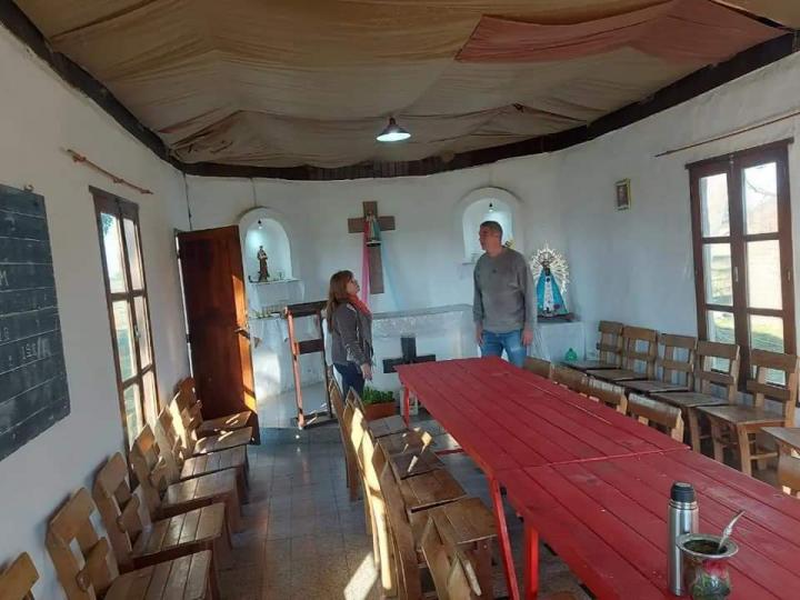 Helvecia: Carlos Kaufmann visitó la Vecinal y la Capilla San Antonio de Calle Ancha