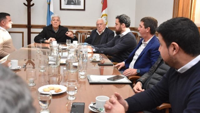 Baucero y Senadores de su bloque se reunieron con referentes de la política provincial y nacional