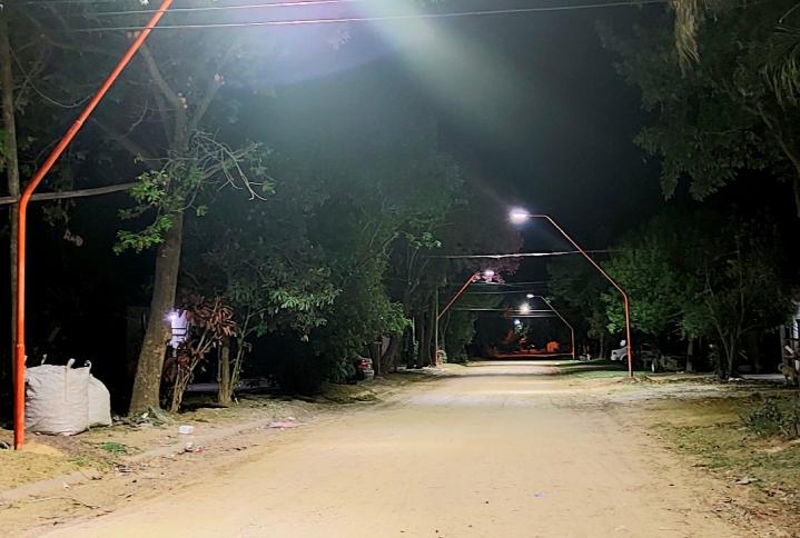 Anoche se encendieron dos nuevas cuadras de LED en la ciudad de San Javier 