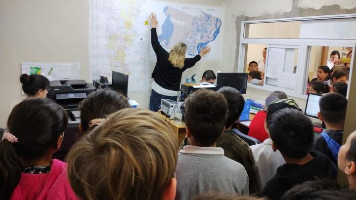 Santa Rosa: Natalia Galeano Recibe a estudiantes de las diferentes escuelas de la localidad en visitas educativas