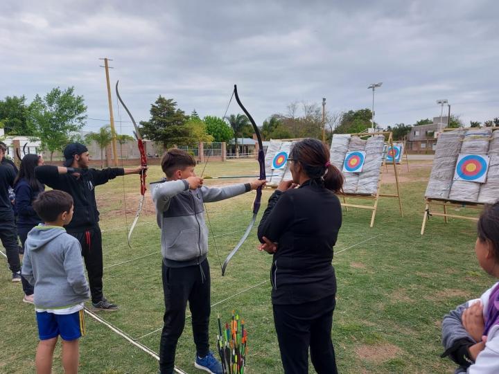 Santa Rosa: Se llevó adelante una Muestra de Tiro con Arco de la Escuela de Arquería Cayastá