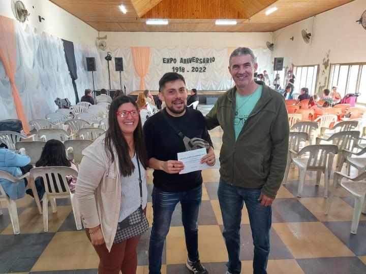 Santa Rosa: Carlos Kaufmann visitó a la Biblioteca Popular Domingo Guzmán Silva en su aniversario N°104