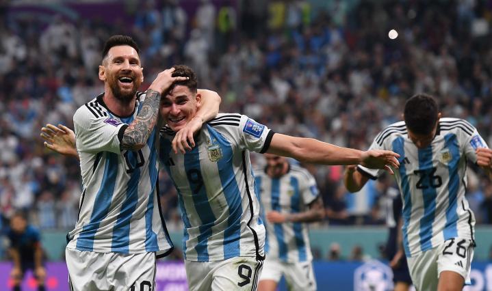 Tras golear a Croacia, Argentina jugará la final de la copa del mundo 