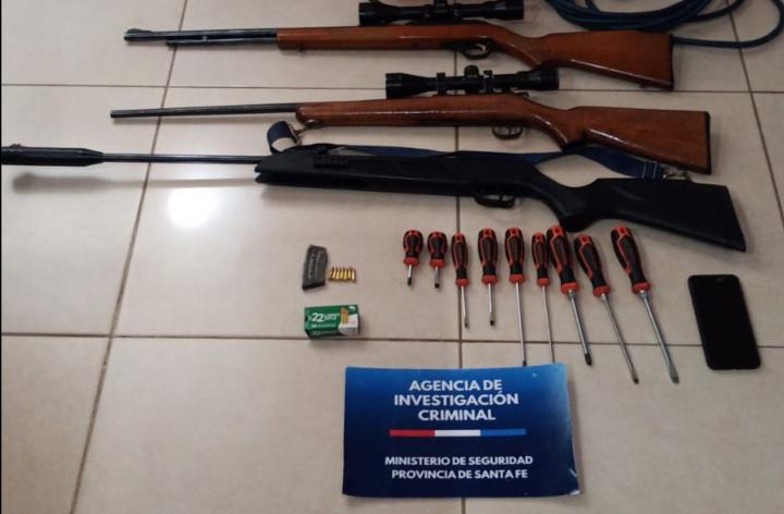 Gobernador Crespo: un aprehendido y secuestro de armas producto de robo en Vera y Pintado 