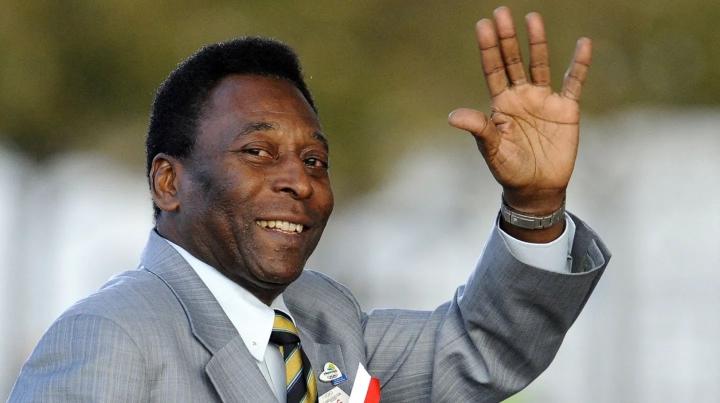 Murió Pelé, el máximo ídolo del fútbol brasileño y uno de los mejores del mundo