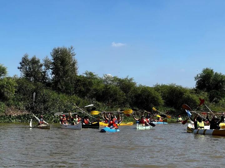 Cayastá: Se llevó adelante laa travesía a remo 