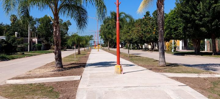 Nuevas veredas, bacheo y semáforos en Avenida Teófilo Madrejón de San Javier 