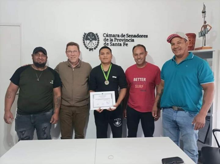 San Justo: El Senador Borla Recibió al Campeón Argentino Juvenil de Box Tomas Martínez