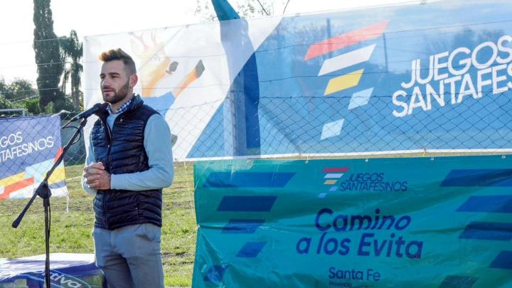 Alejandra: Oscar Dolzani participó de la inauguración de los juegos Santafesinos 