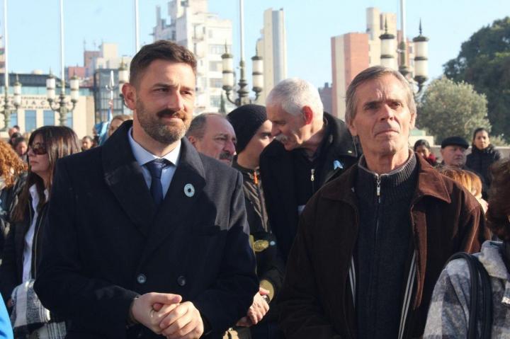  Estévez: “Rosario se plantó y exige seguridad mientras Perotti se pasea en campaña”