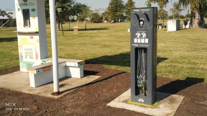 Cacique Ariacaiquín: Nuevo taller de bicicletas en la Plaza