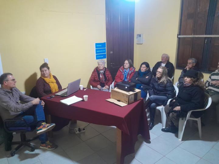 San Javier: importante reunión para asistencia a pequeños ganaderos 