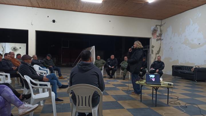 Santa Rosa: Natalia Galeano participó de un encuentro de productores locales con autoridades de la URVII y Los Pumas