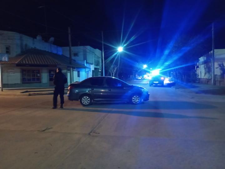 Fuerte choque entre dos autos en el centro de San Javier 