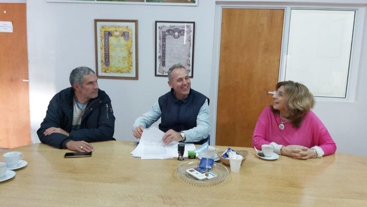 Cayastá: Firma de convenio para el mejoramiento de la provisión de agua potable