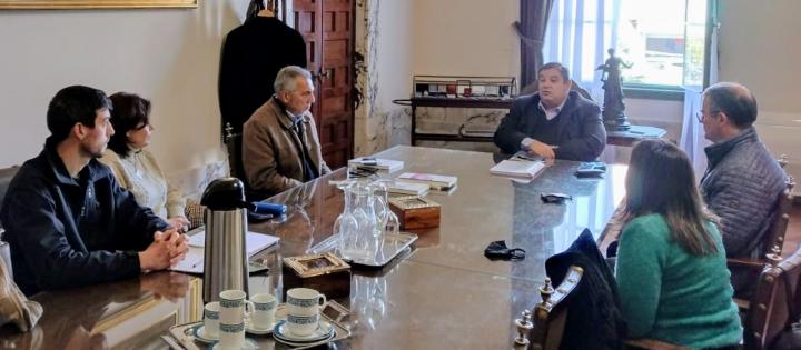 Un equipo de la Municipalidad de San Javier se reunió con el Rector de la Universidad Nacional del Litoral