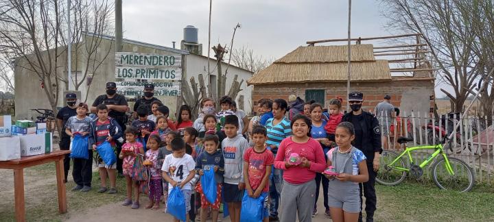 Presencia y solidaridad de la policía de San Javier 