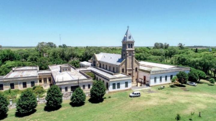 Cuál es el pueblo santafesino que compite por convertirse en el más lindo del mundo