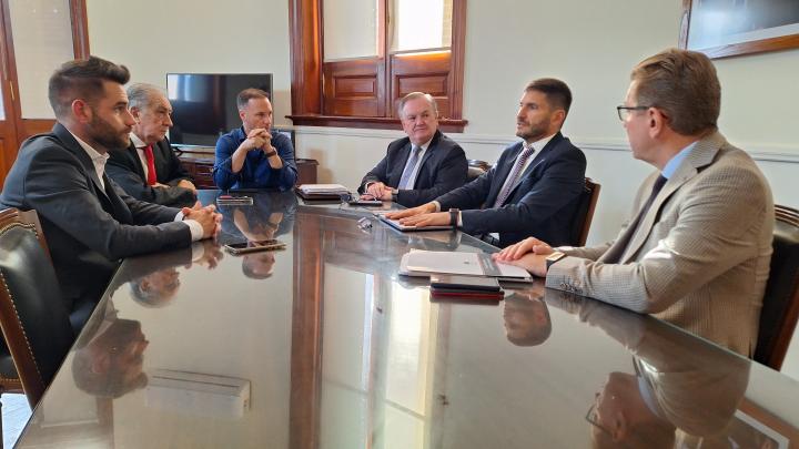 Los senadores Dolzani, Michling, Borla y Gramajo se reunieron con el Gobernador por el Acueducto 