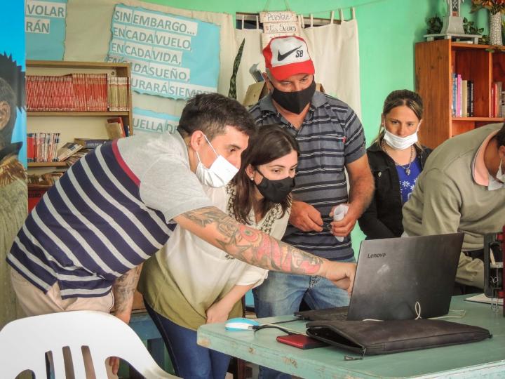 San Javier: Entrega de chapas identificatorias para domicilios de Barrio San Francisco 