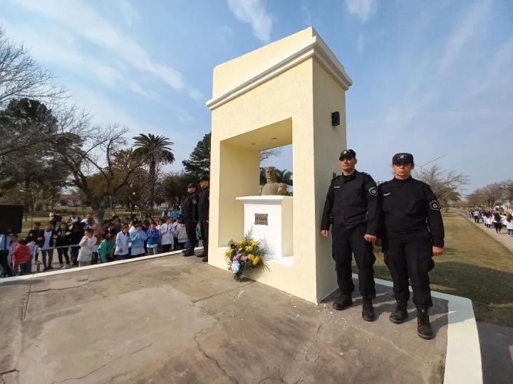 Acto conmemorativo por el Paso a la Inmortalidad del General San Martín en Alejandra