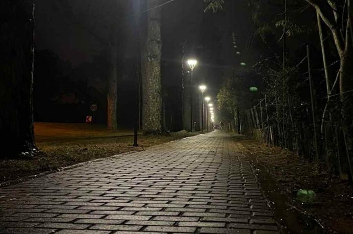 Nueva iluminación en senda peatonal y ciclovía en Cayastá