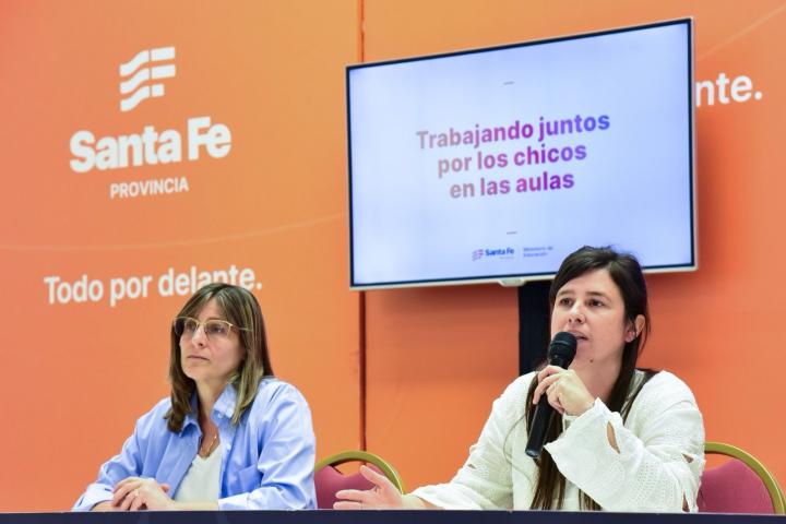 Más del 80 % de las escuelas dictaron clases el día del paro